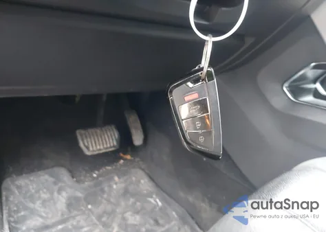 2015 Land Rover Range Rover Evoque Pure z USA, uszkodzony, nr VIN SALVN2BG9FH074033